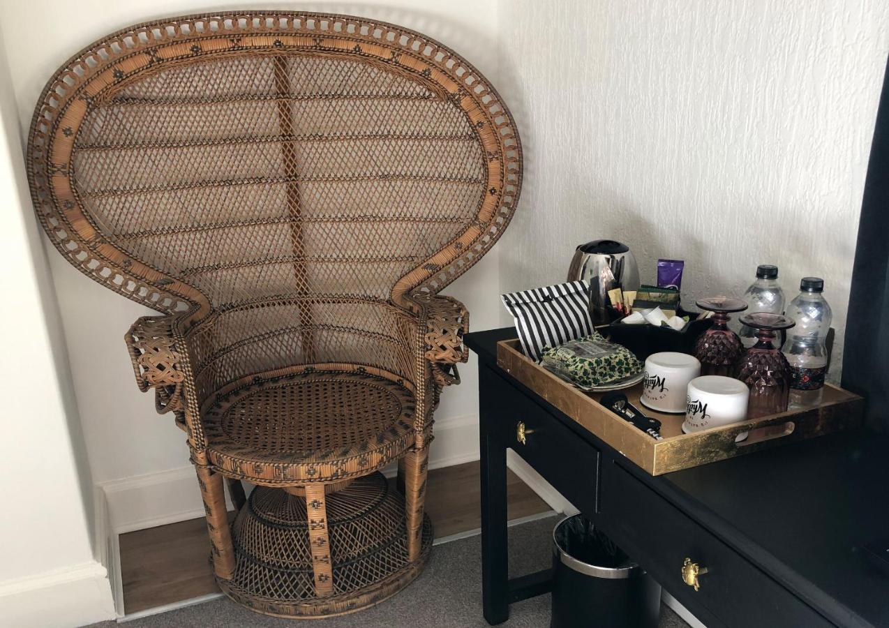 High Tor Guest House Уитби Екстериор снимка